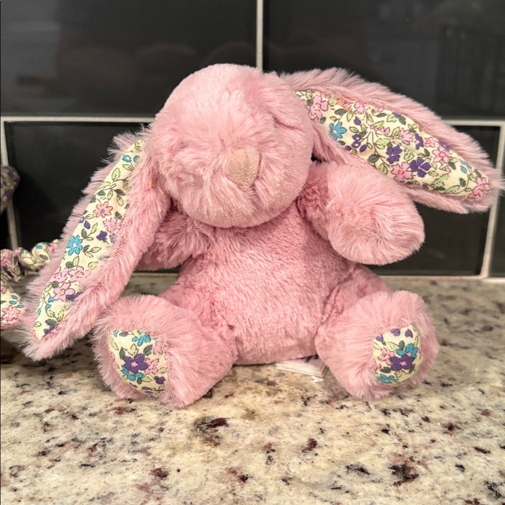 Jellycat Blossom Tulip Bunny Rabbit Pink Musical Star Pull Soft Plush Toy - Picture 5 of 7